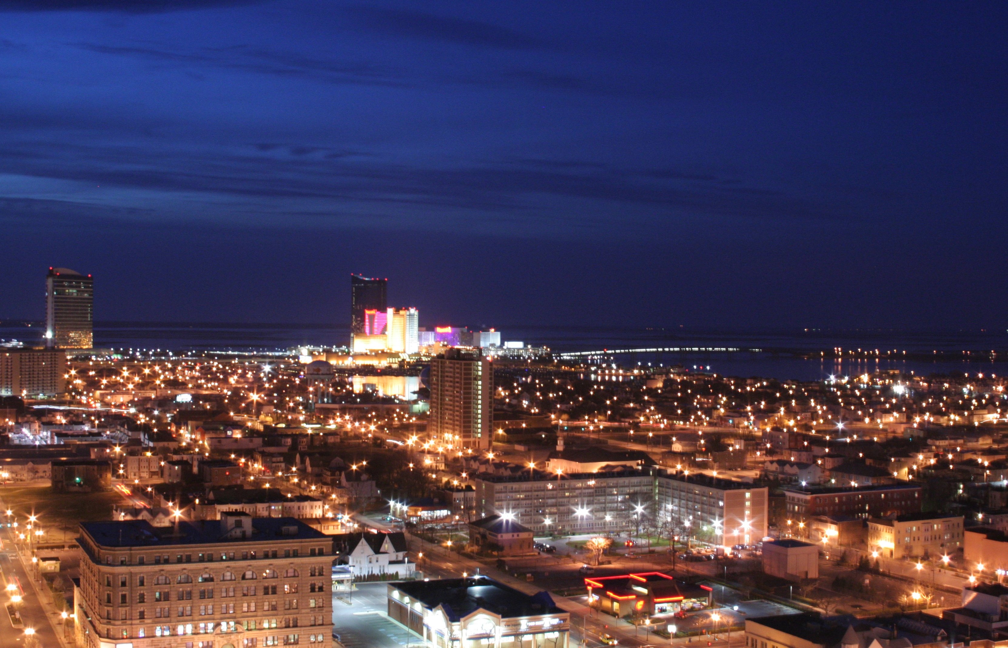 Atlantic_City_NJ_night